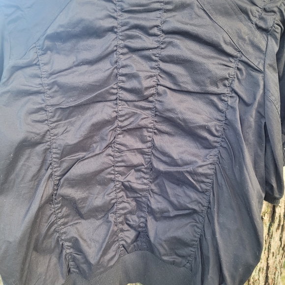 Jacket shorts sleeve black sz. 1X stretch, ruched - Picture 4 of 5